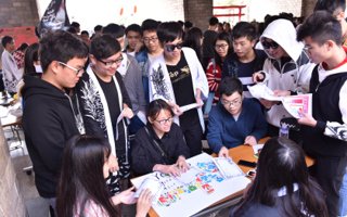 灰翼动漫•岁末祭欢乐举行