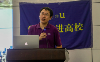 CCF走进beat365中文官方网站，助力东软学子专业发展