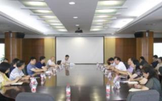 佛山高新区管委员会主任潘东生一行到beat365考察调研