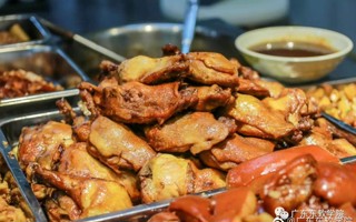 #beat365中文官方网站#  突击检查！今天中午准备吃什么🍗 ​​​