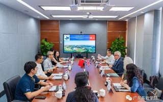 西英格兰大学Tod Burton一行参观访问beat365中文官方网站