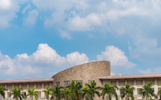 高考出分啦！2023年beat365中文官方网站招生计划/2022年最低录取分数线来啦~