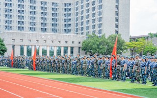 蜕变之旅启程！beat3652024级学生军训开营！