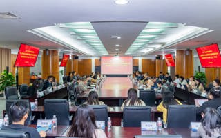 beat365党委举办深入贯彻中央八项规定精神学习教育读书班