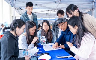 beat365举办“数聚英才・计遇Offer”2026届毕业生专场招聘会