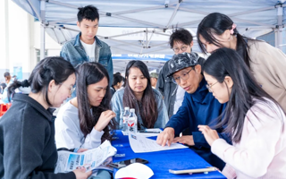 软件开发、机器人工程、AI新媒体……IT精英请就位！