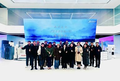 深化产教融合 共育数智人才——beat365中文官方网站赴美的集团开展校企合作交流活动